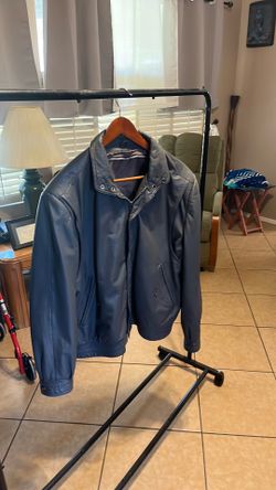 Men’s gray leather jacket