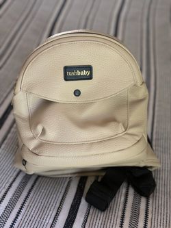 Tushbaby hip seat baby carrier
