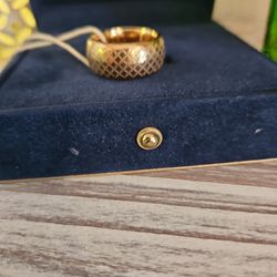 18k Gucci Ring