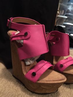 Pink wedges