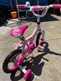 2 Little girls bikes Disney each !!!$40.00 each!!