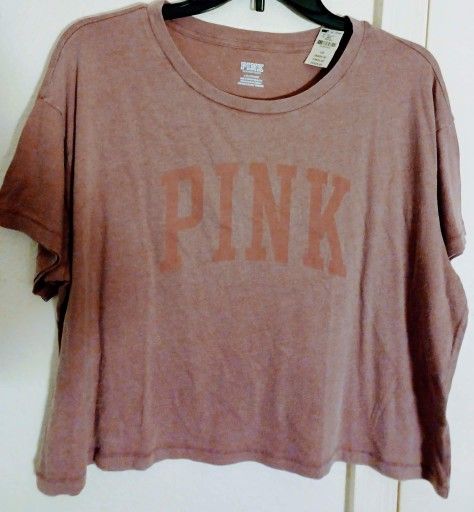 Brand New Ladies Large Pink Logo Crop Top