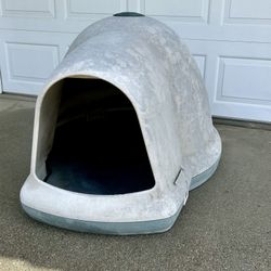 Dogloo II doghouse 