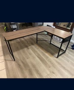 L shaped office computer desk