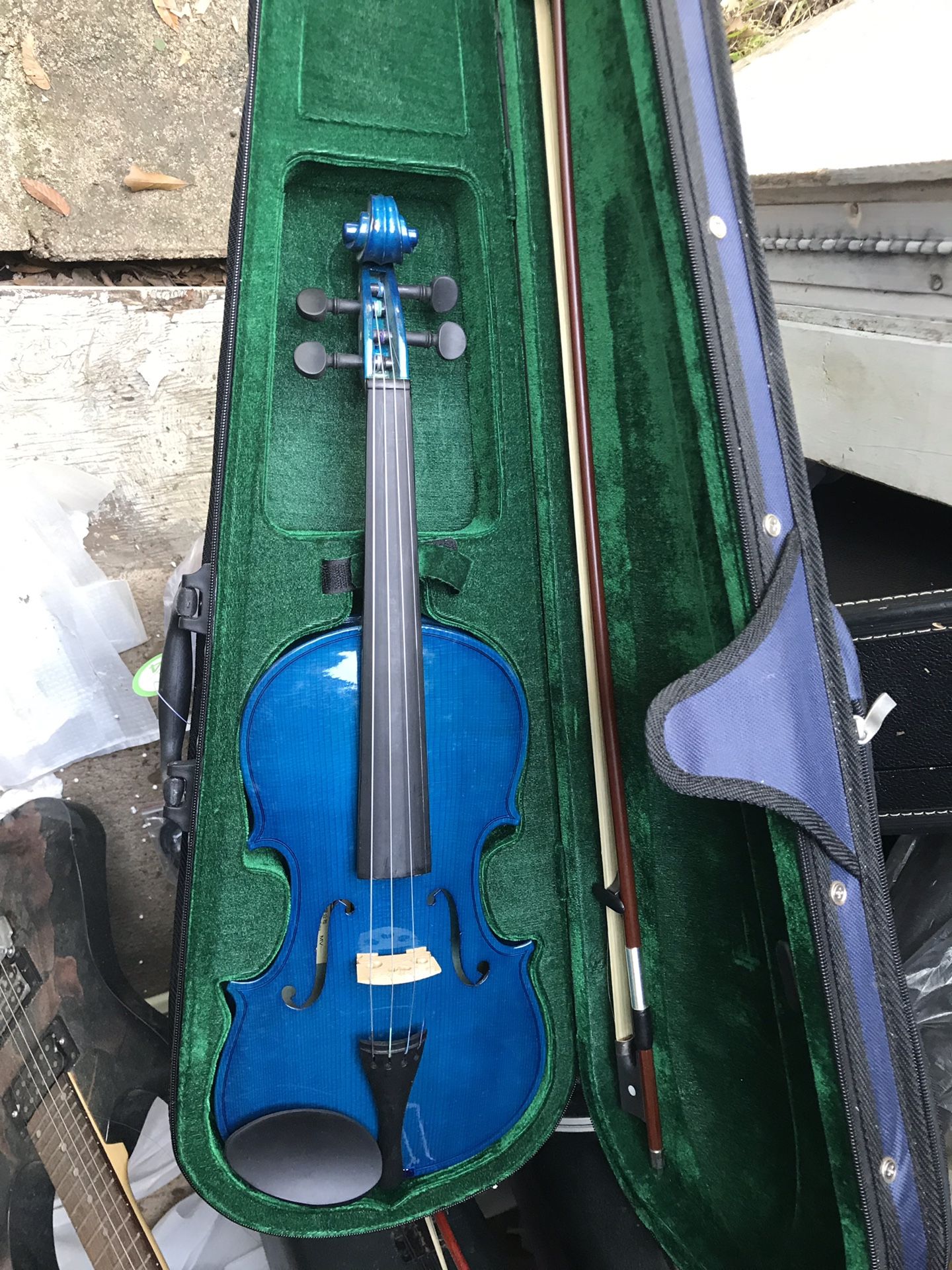 Blue violin