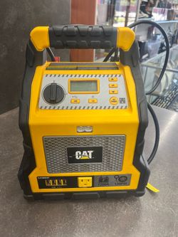 CAT CJ1000DXT 1200 PEAK AMP JUMP STARTER TIRE COMPRESSOR AND POWER INVERTER