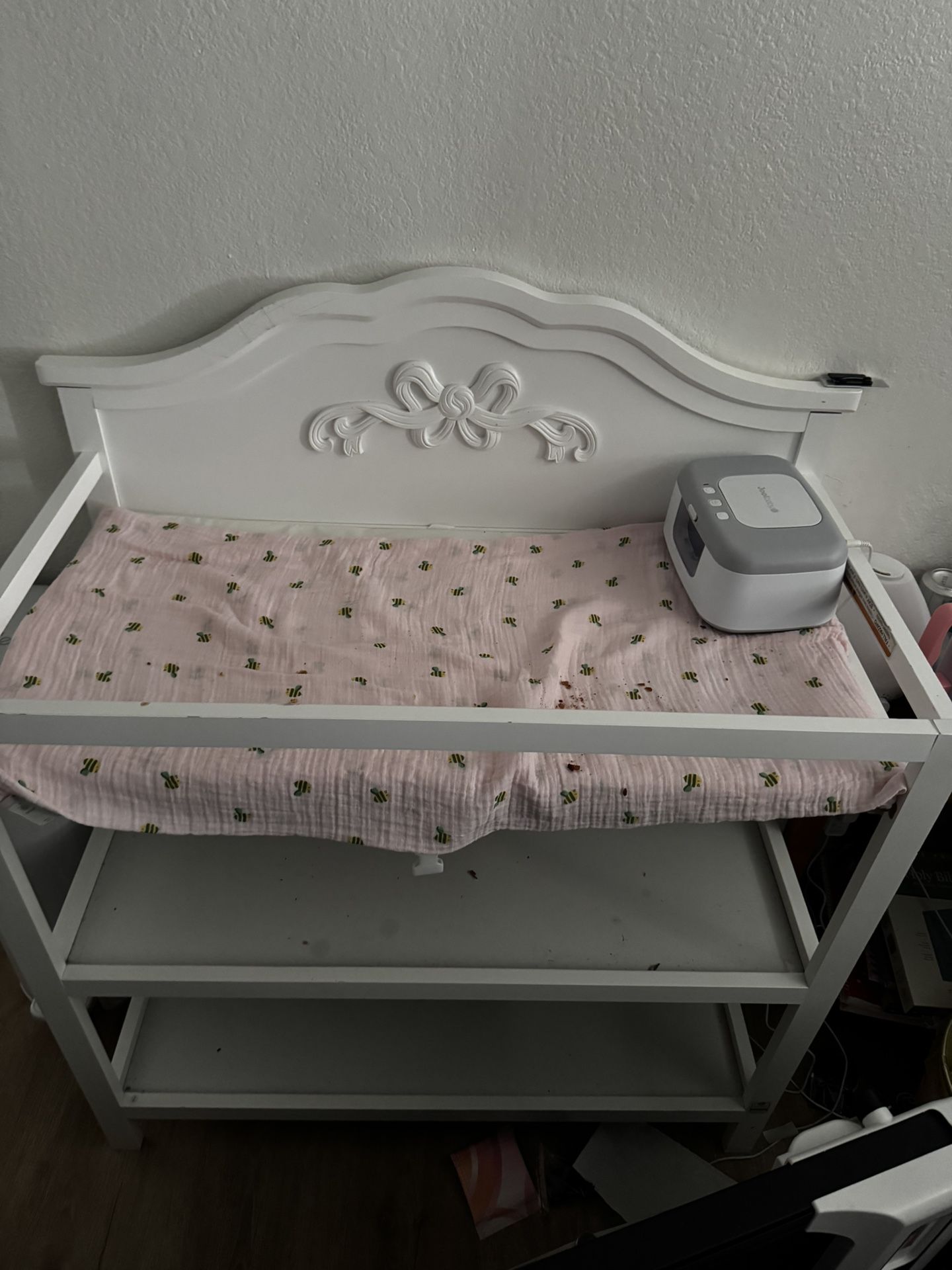 Newborn Changing Table
