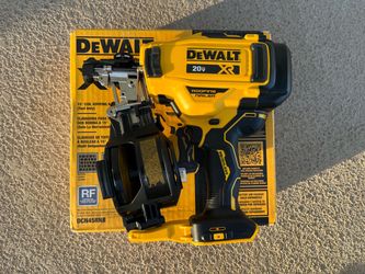 Dewalt 20V XR 15• Coil Roofing Nailer (Tool Only)