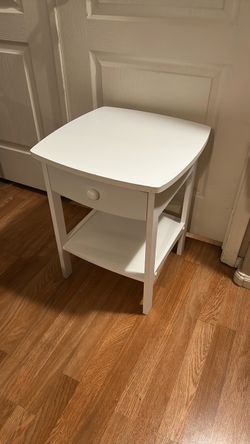 White Wood Nightstand with Drawer and Shelf