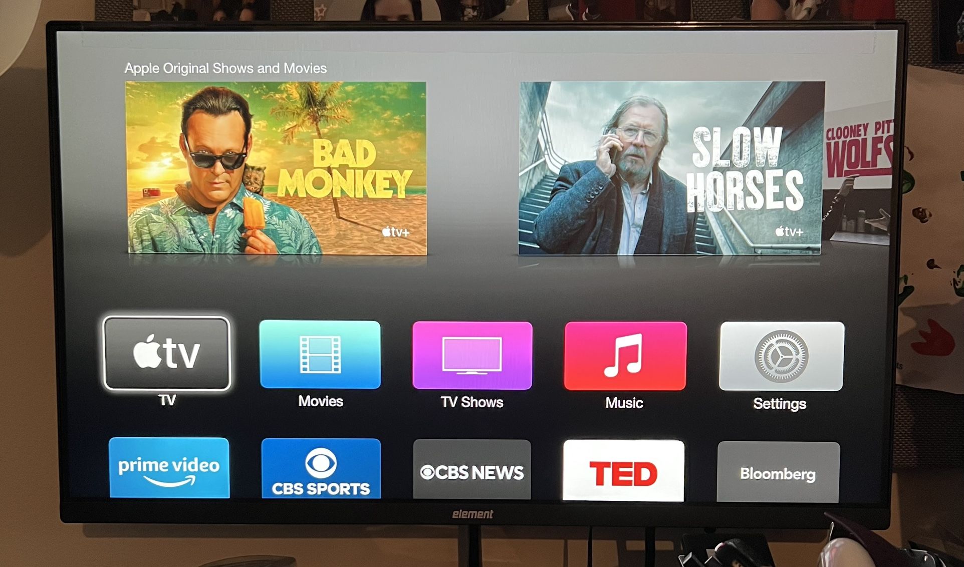 Apple Tv ( Model: A1469 ) 1080 P HD Color Black With Controller And Power Cable # 1
