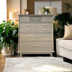 Refinished Kroehler Chest Of Drawers