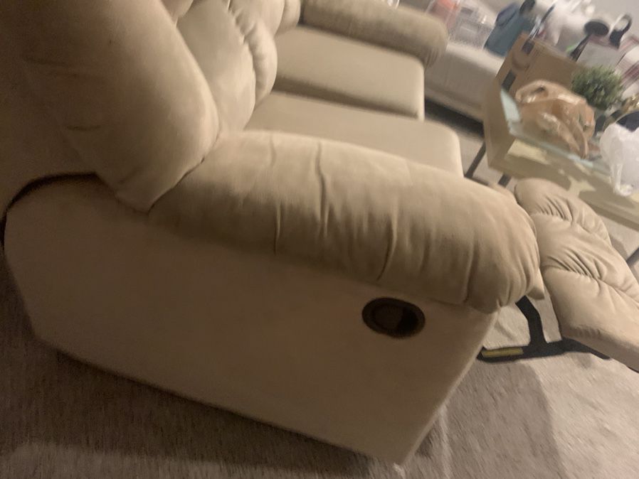 Two seater Recliner couch $50