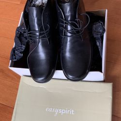 Easy Spirit Boots Size 8 1/2 NEW