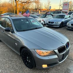 2009 BMW 328i XDrive /// 
with Black Rims - Aftermarket touchscreen HeadUnit - Rearview Camera 

FINANCING AVAILABLE THROUGH LENDERS!
CLEAN CARFAX!
CL