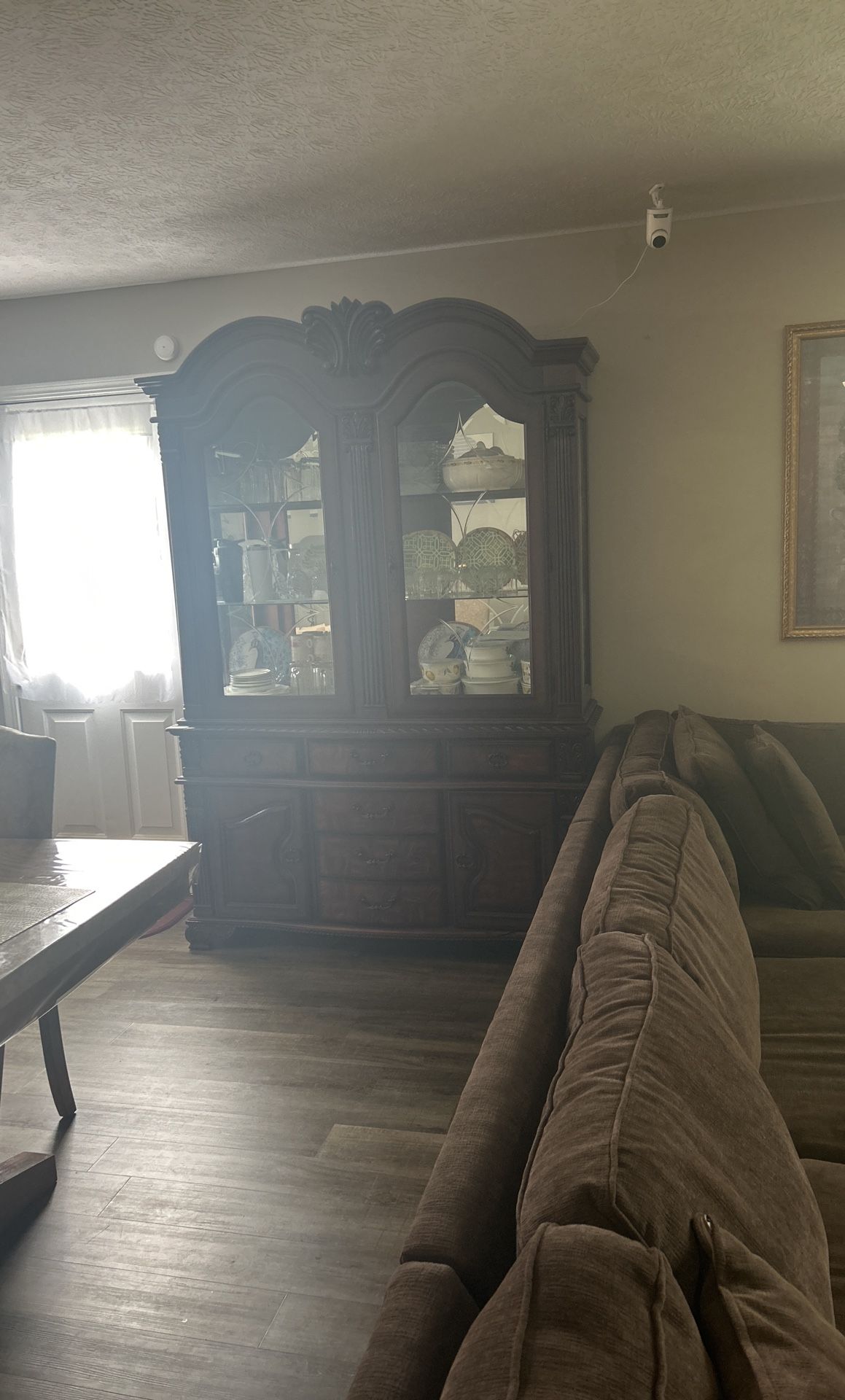 Chinese Cabinet
