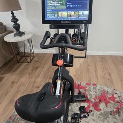 Nordictrack Commercial Studio CycleDistance Travelled Monitor