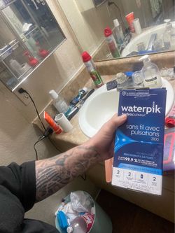 Dental flosser waterpik