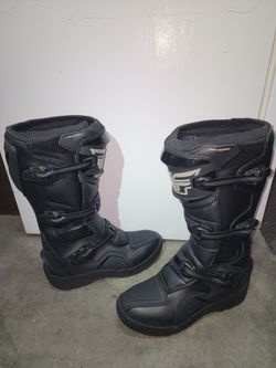 Brand New size 12 dirtbike boots
