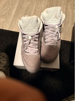 Wolf grey