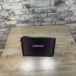 Lenovo Legion Go AMD Ryzen Z1 Extreme 16GB RAM 512GB SSD Excellent Condition