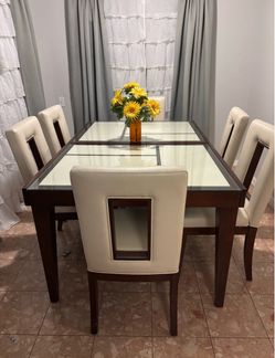 8  seat dining table