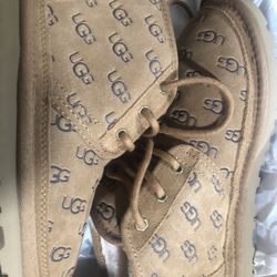 Ugg’s Brand New In Box Size 7