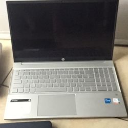 15.6”Hp Pavilion i5 Processor 11th Gen Sale for Parts ( no Power)