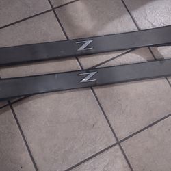 03-08 Nissan 350z door sill side kick plate trim