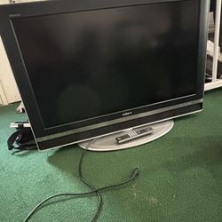 Sony Bravia 40” LCD TV