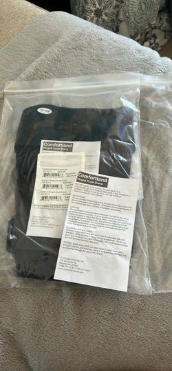 Comfortland professional brand knee braces and suspension sleeves for both legs