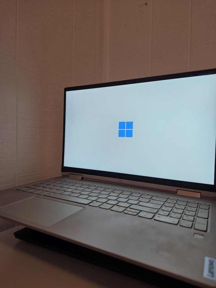 Lenovo Yoga C740 – i7 10th Gen, 16GB RAM, 1TB SSD, Windows 11 (No Charger)