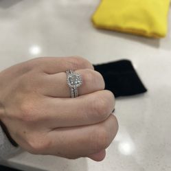 Zales Engagment Diamond Ring Set 