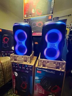 JBL «Partybox Club 120» Bluetooth Portable Speaker LED Lights, 160W Bass, JBL Pro Sound (NO MIC)