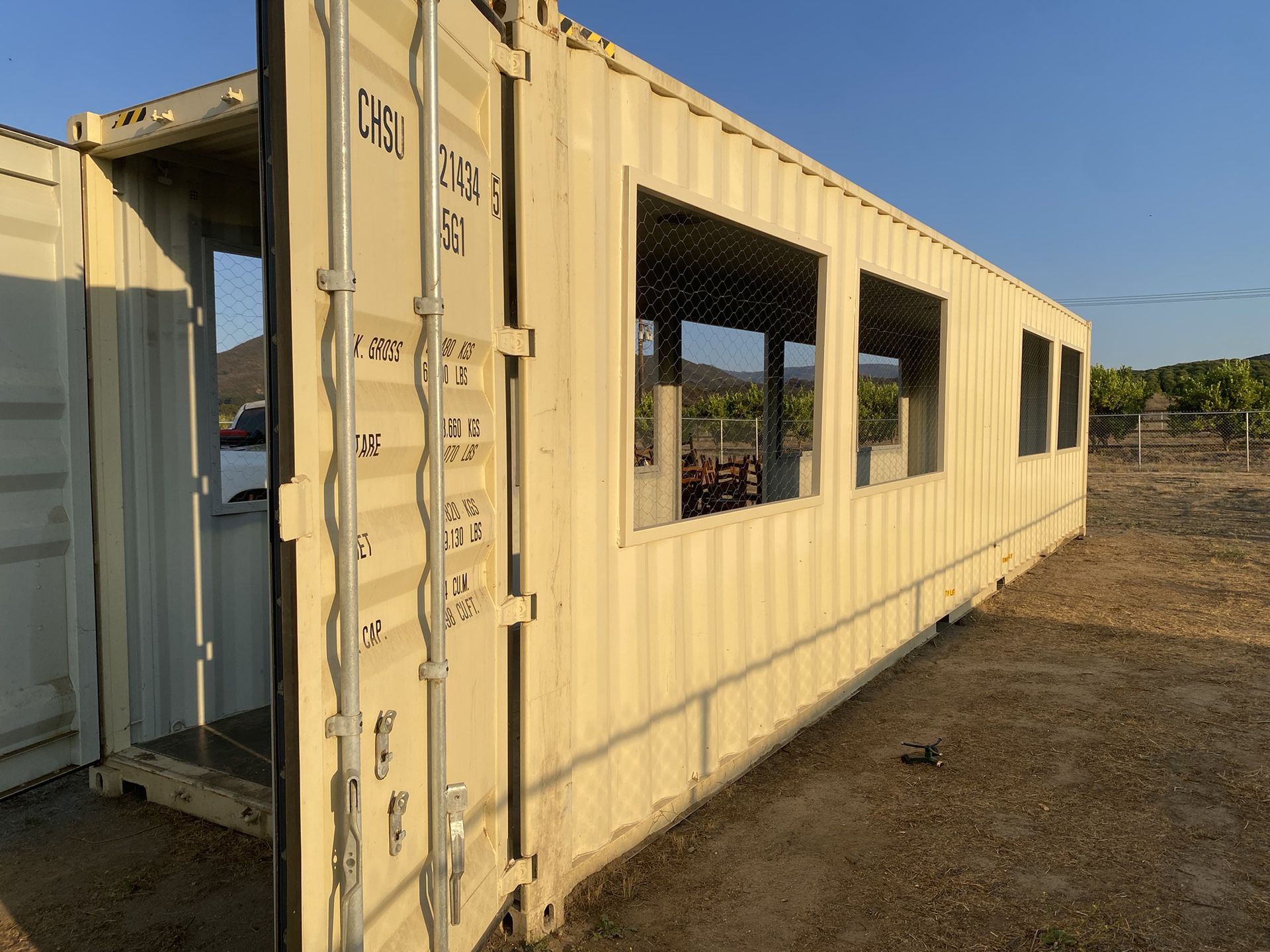 M O B I L E. C O N T A I N E R. R E P A I R.