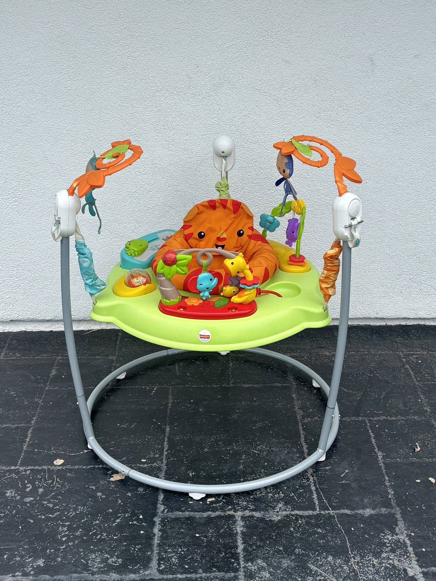 LIKE NEW BABY JUMPER BOUNCER