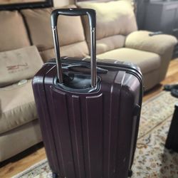 British Tripp luggage  big size suitcase