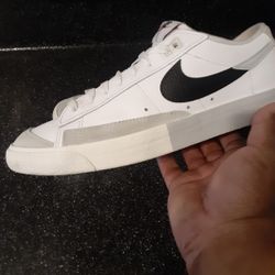Nike Blazer Mens 10.5 Like new 
