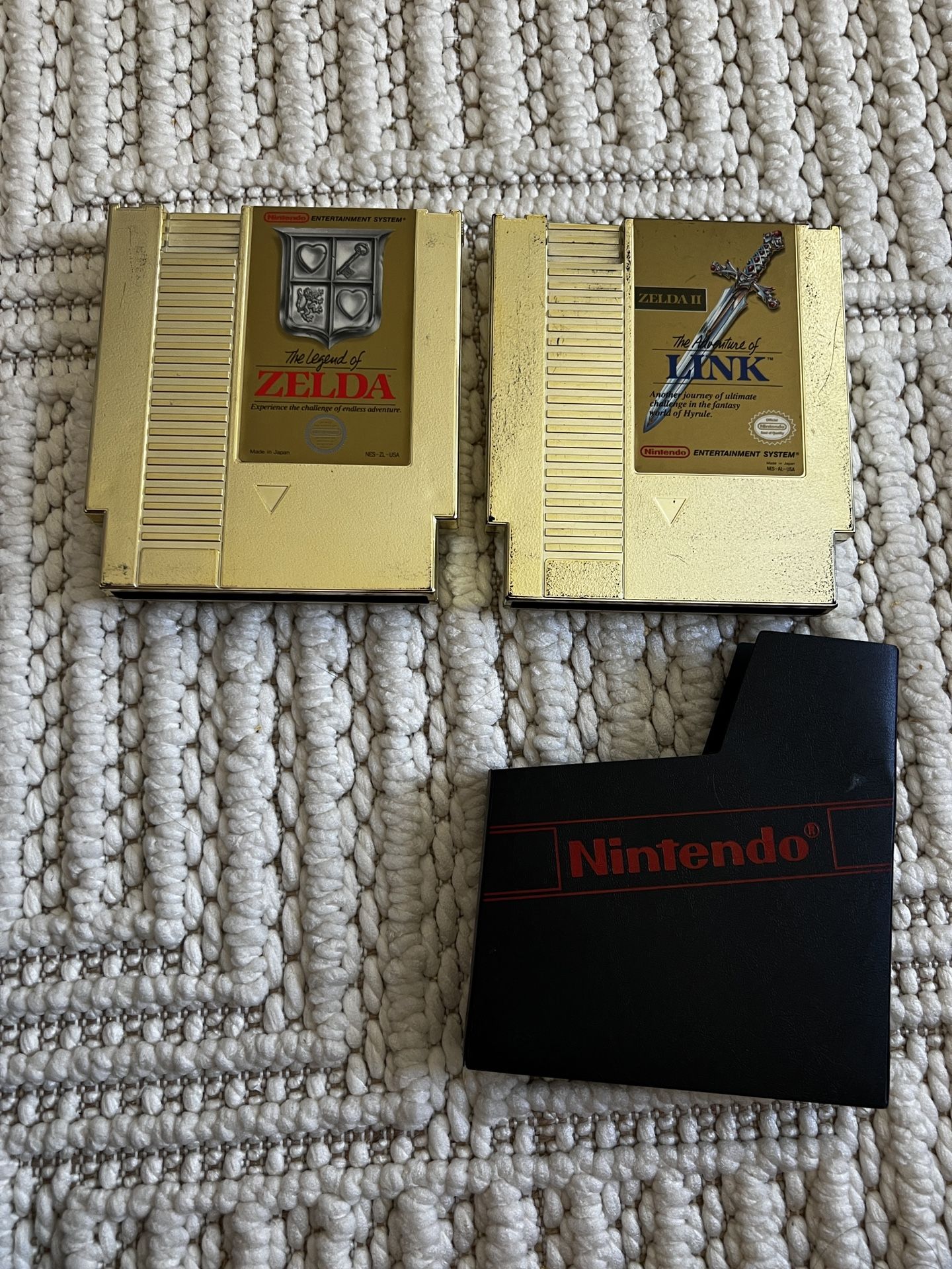 NES Retro Classic Zelda ( The Legend Of Zelda ) & The Adventure Of Zelda Gold Cartridge Video Games