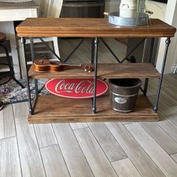 Decorating Table 