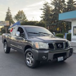 2005 NISSAN TITAN SE