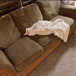 3 part couch. ** need gone asap ** 