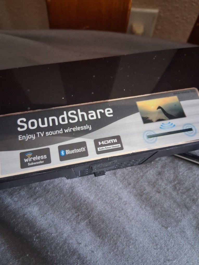 Surround Sound BlueTooth Speaker With Aux