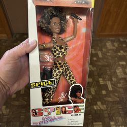 Spice Girls On tour. Mel B. 12” Action Figure 1998 From Galoob. NIB. See Details