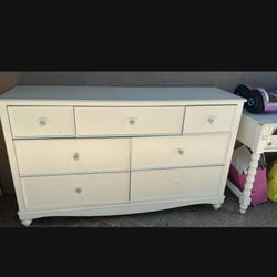 Dressier Solid Wood