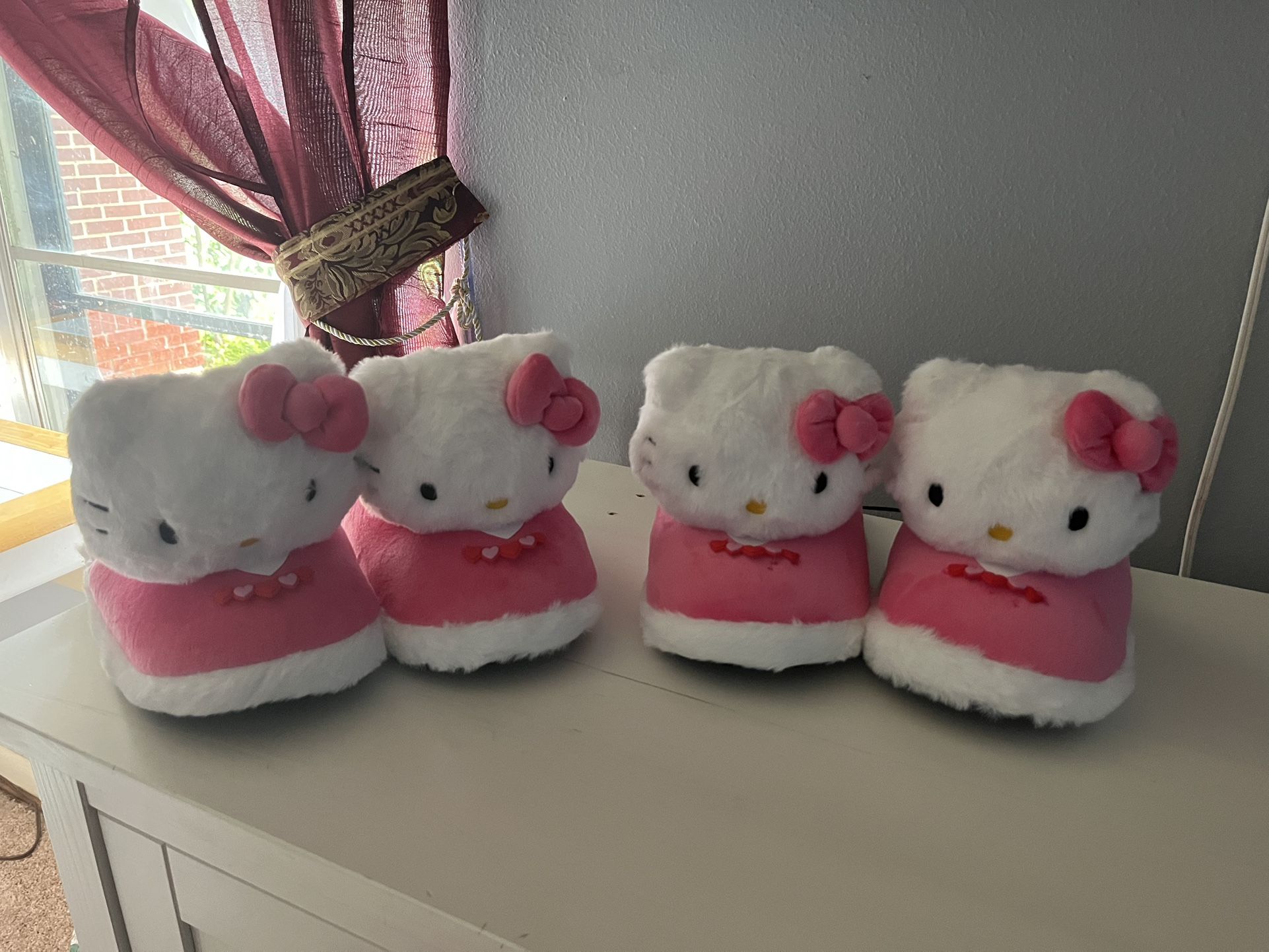 đź’•Hello Kitty House Shoes đź’•womans