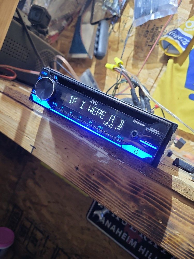 Radio JVC KD-SR86BT EN PERFEC CONDICION👌