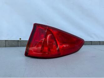 HONDA ODYSSEY 2018 2019 2020 2021 2022 2023  tail light tail lamp taillight right passenger side RH OEM USED ORIGINAL