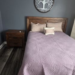 Queen Bedroom Set