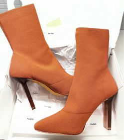 ALDO Ovieda Heeled Boots – Rust- Size: 10