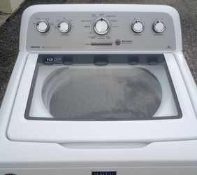 Bravos Maytag Commercial Top Load Washer!
